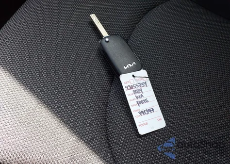 2024 Kia Forte Lxs z USA, uszkodzony, nr VIN 3KPF24AD3RE791397